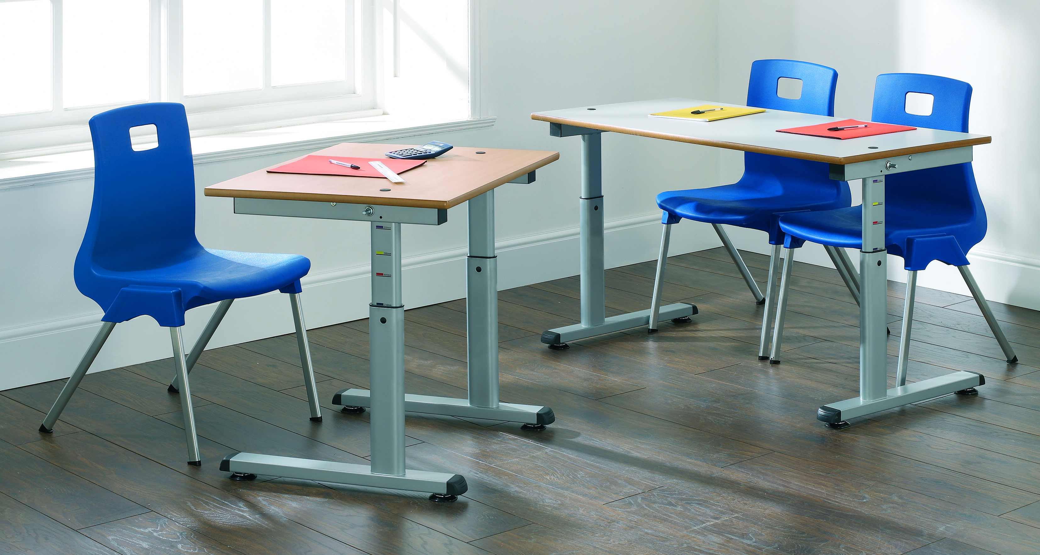 height adjustable classroom tables